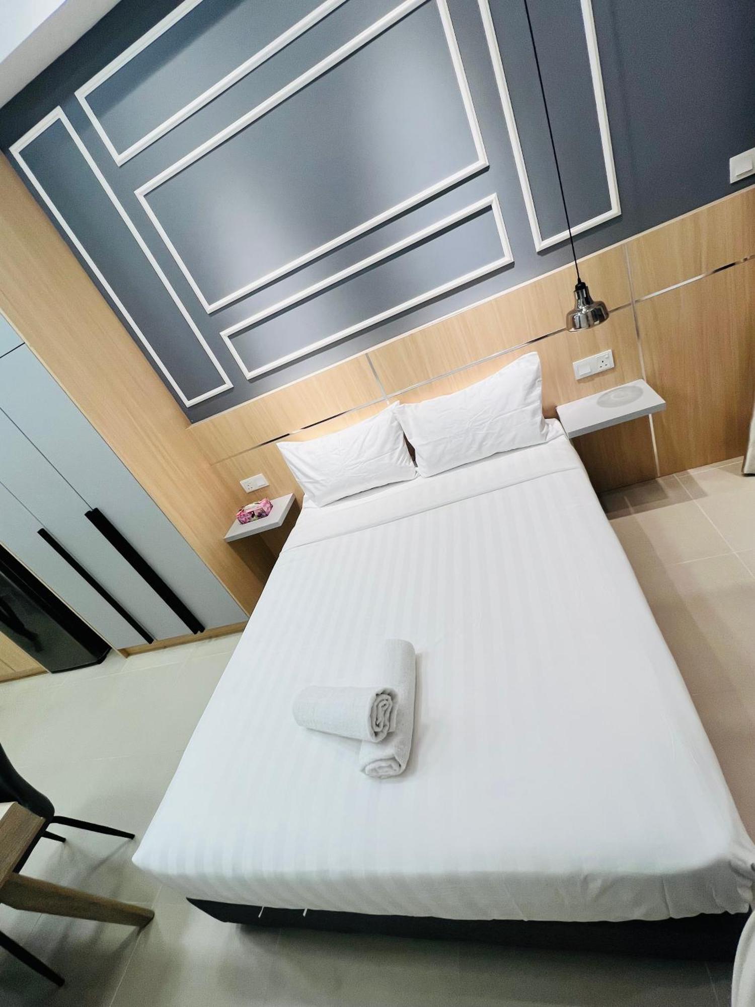 Colony Suites Klcc By Hibernate Kuala Lumpur Exterior photo